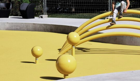 C801.1-color-Punkte-gelb.jpg