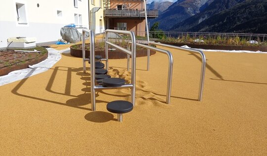 VP.062-bimbo-Wackelbrücke-steel-2.JPG