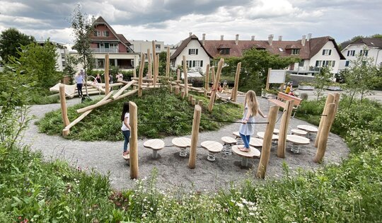 BF.054.9--O8130-Bewegungspark-Cham-Kinder.jpg