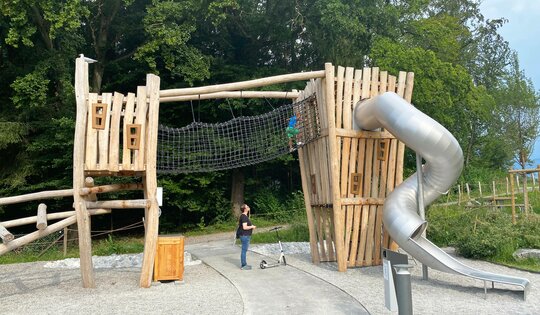 BN.132.4.N--O8942-Burganlage-mit-Netztunnel.JPG