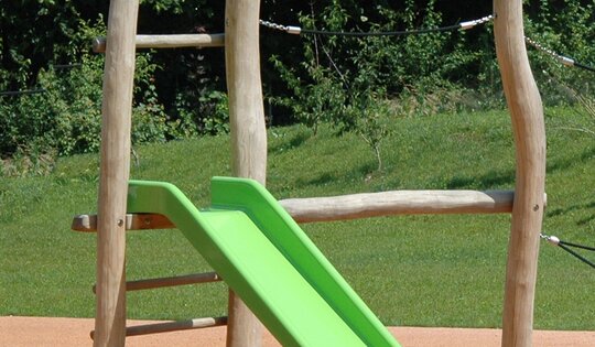 BN.021-Niedrigseilgarten-GFK_O7687_zugeschnitten.JPG