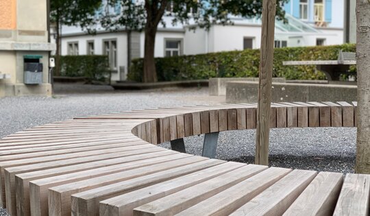 BT.170.Z8-Forma-Rundbank-Detail-O12988.jpg