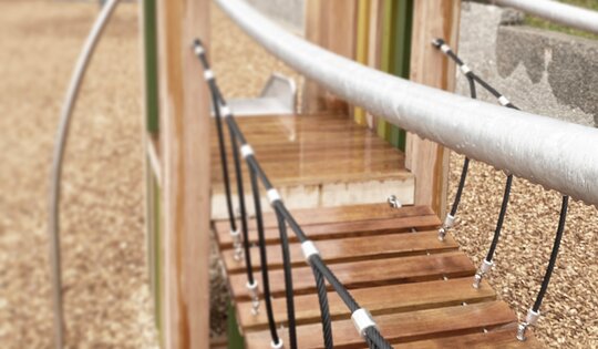 BX.060.2--Detail-Hängebrücke-O5936-seitlich-lasur.JPG