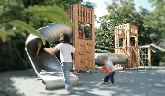 BX.140.2-moderne-Spielgeräte-in-Holz-für-Kindergarten-gross-O5104--un.jpg