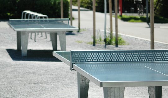 SP.010.11.a-Tischtennis-steel-Stützen-Stahl-antrazith.JPG
