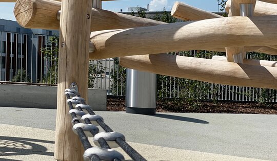 KL.100.4--O487-Detail-Slackline-hoch.JPG