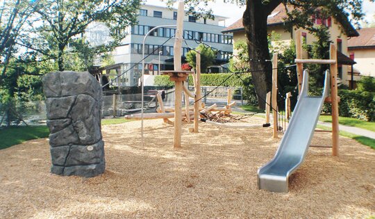 RU.090.-bimbo-Anbaurutsche-inox-mit-Seilgarten.JPG