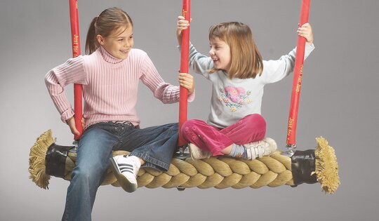 SC.Z20.1-Partnerschaukel-Zweisitzer-240-cm-Mit-Kindern.jpg