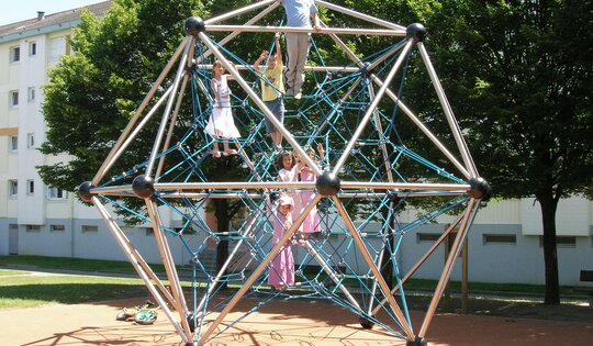 XL.90.100.041-Spaceball-M-Kinder.jpg