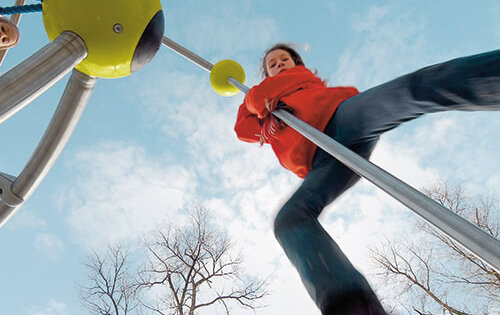 Cosmo-Kind-Kletterstange-feature_image-cosmo03.jpg