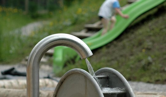 SW.146.31-Wasserrad-geschlossen-mit-Doppelboden.jpg