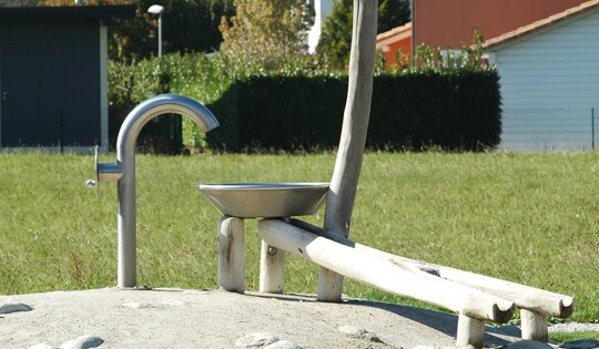 SW.131.1-Drehpumpe-in-Edelstahl-O6276.JPG