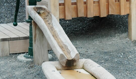 SW.131.2-Handschwengelpumpe-grün-O8936.JPG