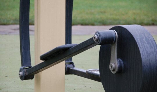 UF.6016-crosstrainer-Detail-Fitness-Stahlgerät.jpg