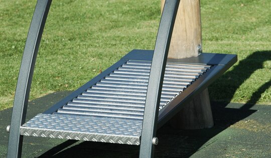 UF.6015.r-Renner-Detail-unten-O6276.JPG