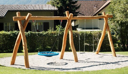 SC.040.32.R 2er Schaukel und Nestschaukel 2 110_85_1.jpg